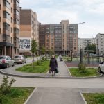 Недвижимость в Перми: покупка квартир в новостройках и семейная ипотека Residential_neighborhood_courtya…_202606201226_4.jpeg